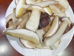 -菌之家·专业纯野生菌火锅·特色炒菌