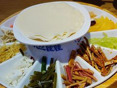 -怪噜范·老贵阳街头名小吃(数博万达店)