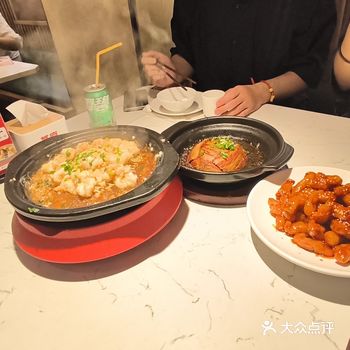 一个人一生可以爱上很多的人，等你获得真正属于你的幸福