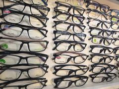 -潘多拉眼镜·蔡司依视路明月(潘家园店)