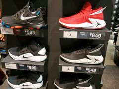 -NIKE上海青浦优选体验店