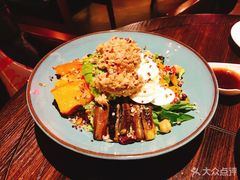 -HIGH FIVE哈福手工汉堡(桂林路店)