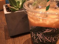 -星巴克(港汇1号办公楼店)