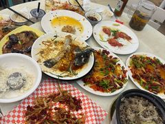 -覃记海鲜美食餐厅