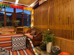 -四姑娘山阿巴郎·藏式花园餐厅