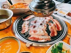 -唯成•韩国炭火烤肉 유성고기