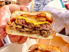 -LESCEDARS Brasserie Bistro香柏树