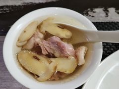 -滇越乘象云南餐厅(豆各庄店)