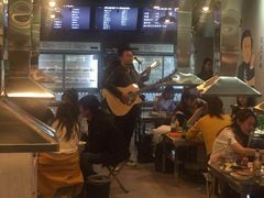 -马路牙子烧烤音乐酒馆(望京店)