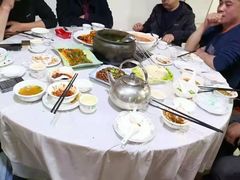 -鲁朗纳麦石锅鸡庄园