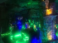 -泰安地下龙宫景区
