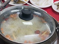 -花苑美食横琴生蚝火锅(拱北粤华路店)