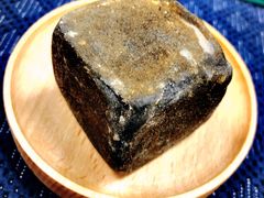 黑松蛋黄-栗记麦香坊·草之楼仙豆糕(东直门店)