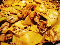 干锅牛蛙-蛙蛙叫干锅年代(簋街总店)