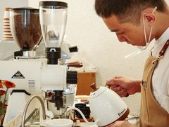 -Cafe on warm(丹霞店)