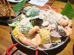 手抓海鲜蒜香奶油味-仓库南洋海鲜小排档(柳河路店)