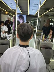 -藤野造型烫发染发