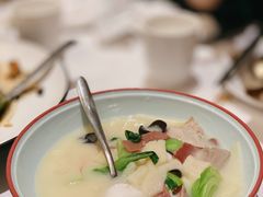 三鲜烩竹荪-南麓·浙里(外滩店)