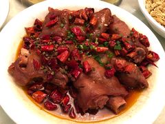 -鑫巴蜀小镇 · 水煮鱼专研店(玉桥店)