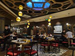 大堂-钱小奴海鲜自助黑金店(杭州滨江龙湖店)