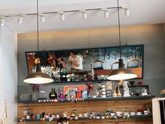 -Be Lived Cafe比例咖啡(摩天轮店)