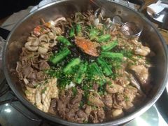 -彩蝶谷美食廊·粤式经典南番顺·铁板烧烤泰风味(广州长隆酒店)