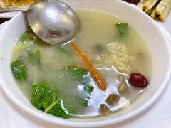 -天天向上素食餐厅(五台山店)