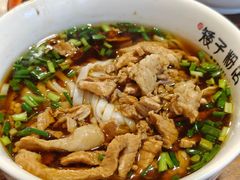 -矮子粉店1985·长沙米粉(湘春路店)