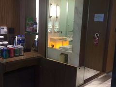 -上海滴水湖皇冠假日酒店