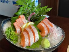 三文鱼腩-松子料理(白家庄店)