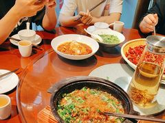 -万重锦·人文川菜馆(骡马市店)