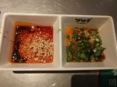自助调料-牛德亨臻牛潮汕火锅(万邦时代店)