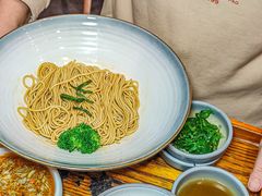 -馋三尺蟹粉小笼(人民广场店)