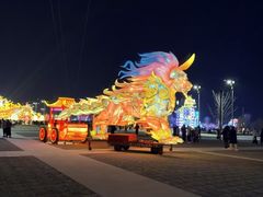 -淄博花灯齐彩城