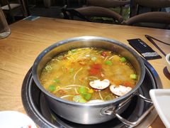 酸萝卜鸭架汤-守柴炉烤鸭(科华中路王府井店)