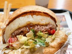 -The Habit Burger Grill 哈比特汉堡(复兴soho店)