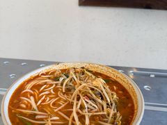 -粉八·云南米线·建水烧烤(常熟路店)