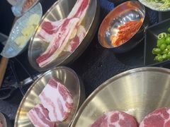 -臻牛烤肉
