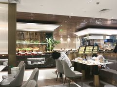 -金马门国际美食百汇(珞喻路店)