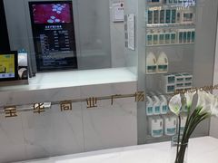 -福奈特洗衣洗鞋(宝华广场店)