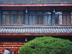 -峨眉山报国寺