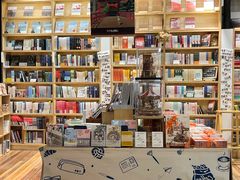 -猫的天空之城概念书店(杭州南宋御街店)