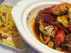 -肥肥虾庄·金牌油焖大虾(首义路店)