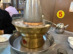 热气腾腾的火锅-鑫龙火锅城(青岛分店)