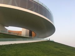 -郑东新区龙湖公共艺术中心