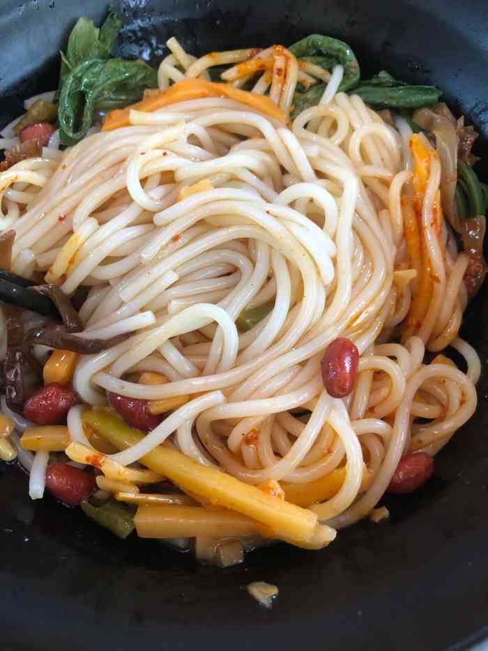 聚宝螺蛳粉(西安总店)-"这家真的是有点惊艳到哦!锦业路附近想找家.