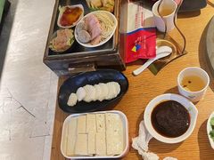-咕嘟草帽鱼·牛奶一样的鲜鱼汤(天鹅湖万达广场店)