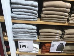 -优衣库(上海虹口龙之梦店)