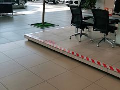 -沈阳业乔信宝宝马4S店(于洪广场店)