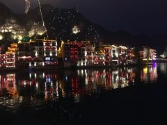 -苗伯妈酸汤火锅